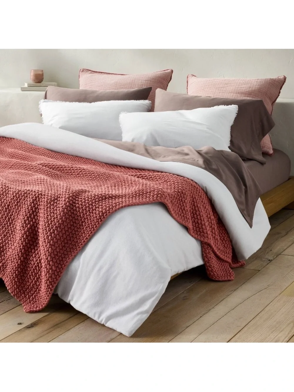Casaluna King/ Cal King Heavyweight Linen Blend Comforter Set - White